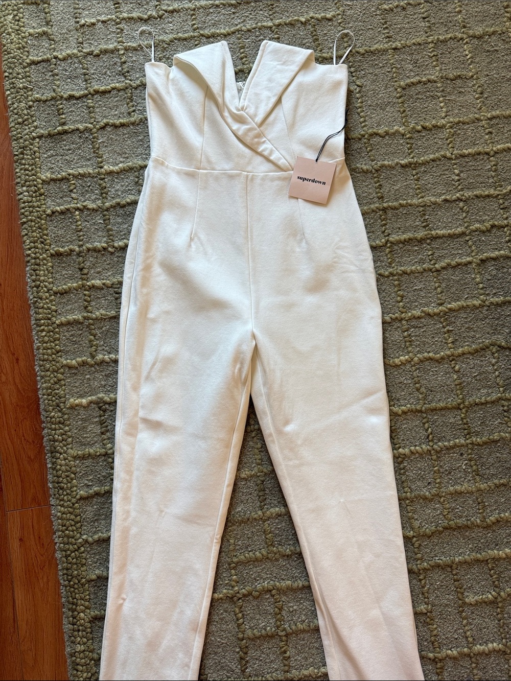 Superdown White Sleeveless V-Fold Jumpsuit. NWT.